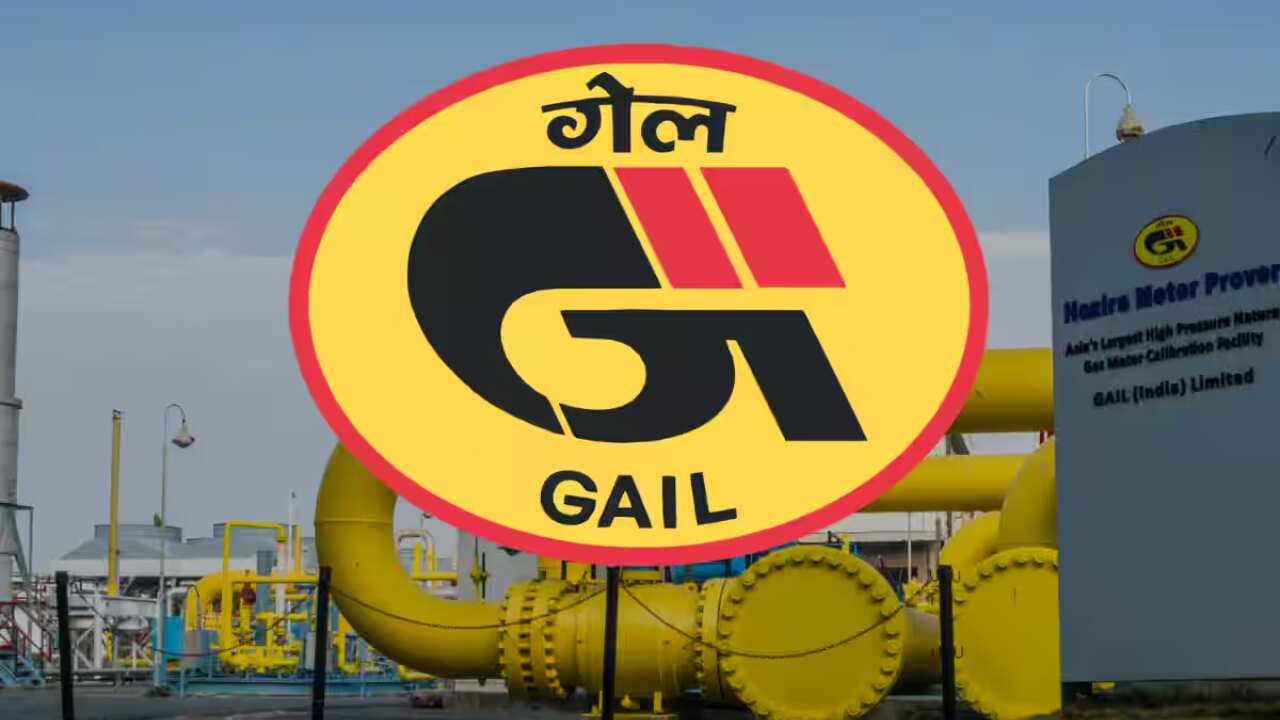 GAIL clarifies on PNGRB's proposed gas tariffs; stock retreats from previous day's high