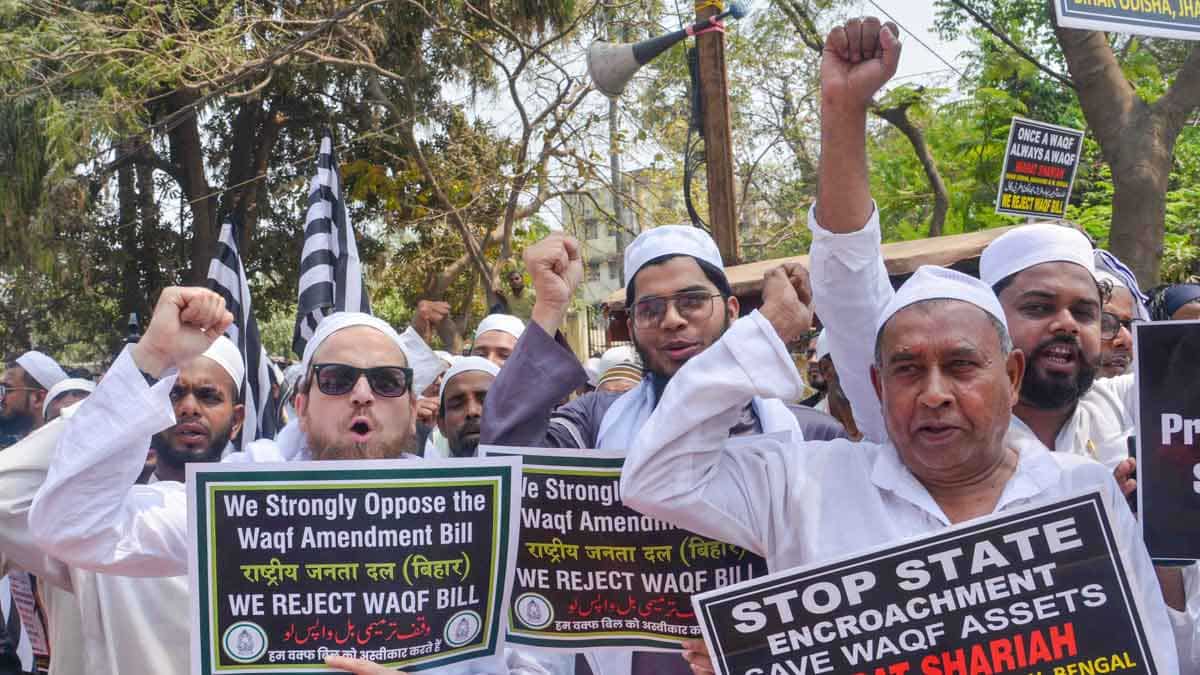 Waqf Amendment Bill 2025: Congress to move SC, security beefed up around Jamia Millia Islamia | Top developments | Zee Business