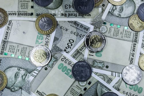 RBI to issue Rs 500, Rs 10 notes with Governor Sanjay Malhotra’s signature