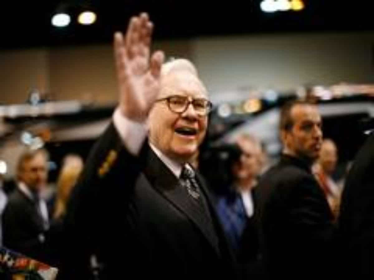 Top 10 Warren Buffett quotes to keep you grounded during market crash