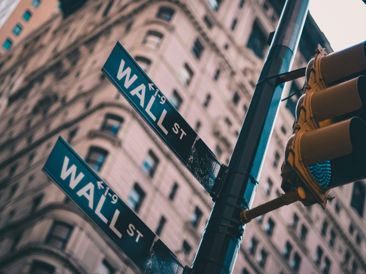 Wall street sinks 4% as trade war worries override inflation relief