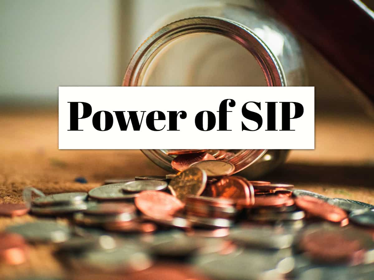  Power of SIP in Mutual Fund: How large corpus you can create in 20, 25, 30, years on monthly SIP investment of Rs 9,500?