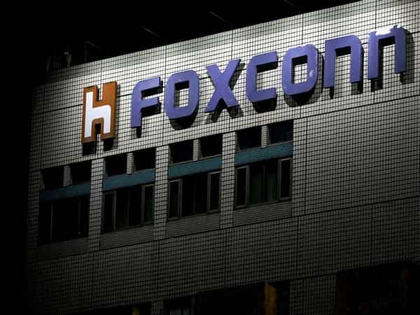 UP government, Foxconn in discussion for setting up manufacturing unit 