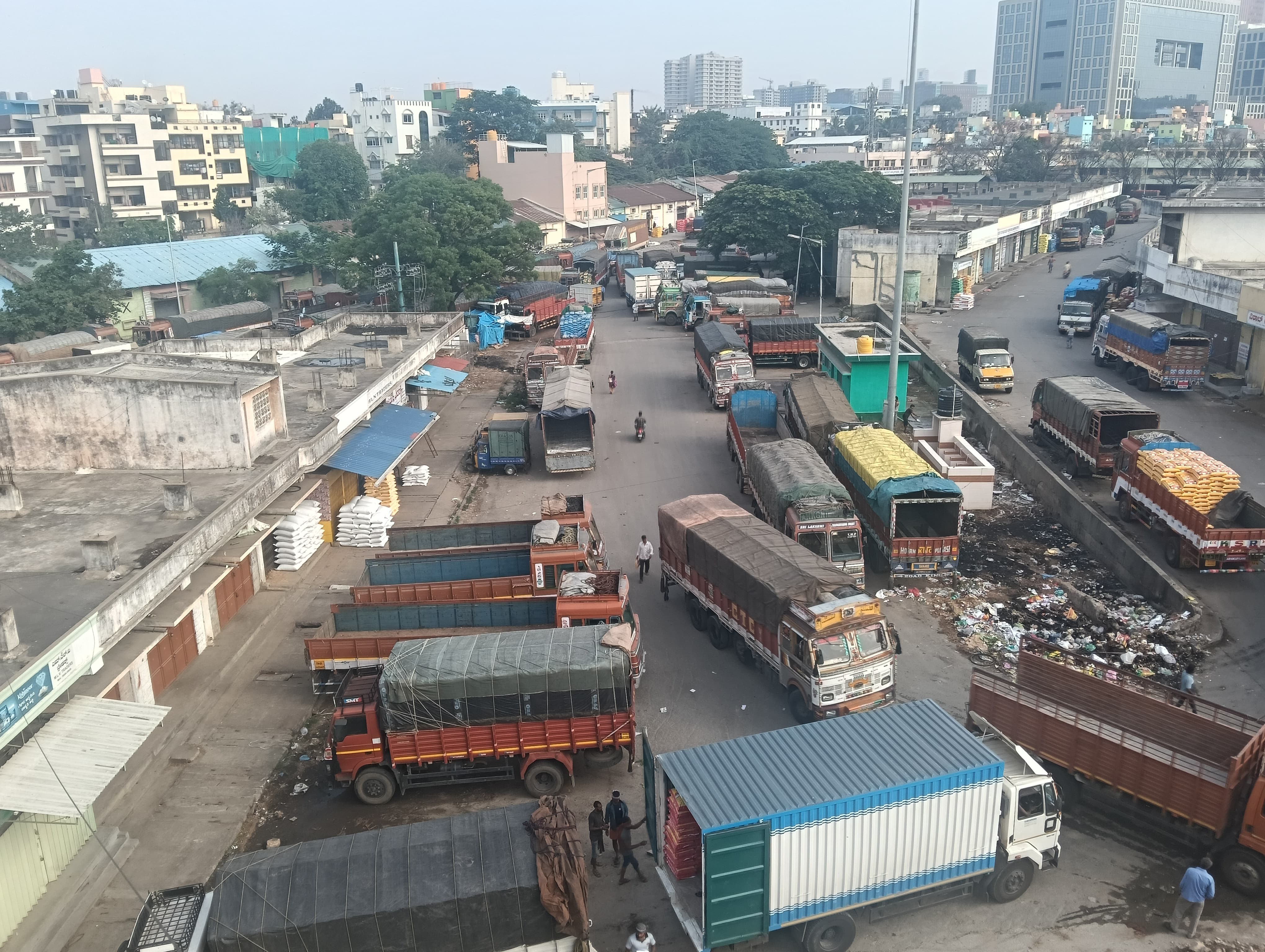 Karnataka truckers begin indefinite strike over diesel price