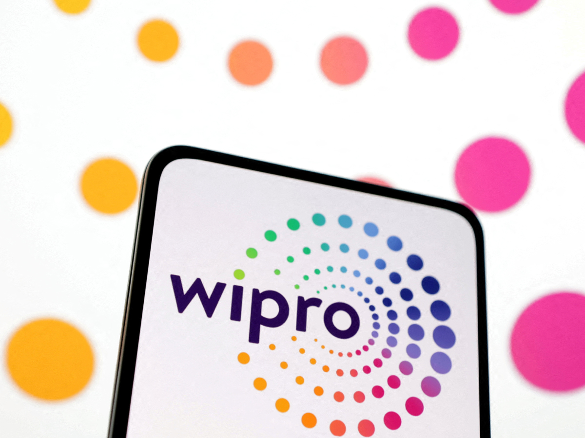 Wipro Q4 Preview: Profit may dip 1% QoQ to Rs 3,319 crore; muted revenue likely despite mega-deal push