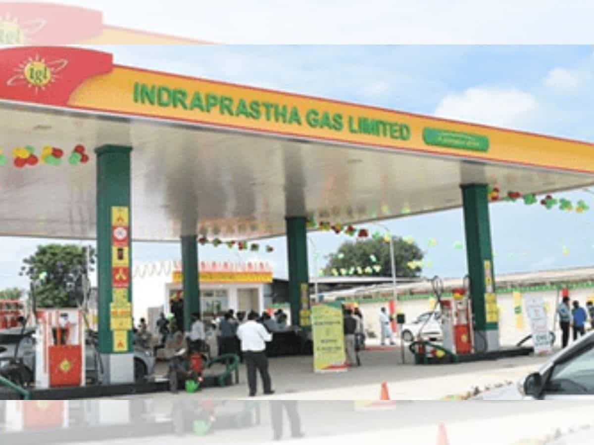 MGL, IGL slide as govt slashes cheap gas supply