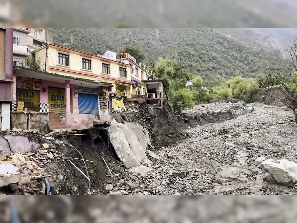Heavy rainfall, landslides wreak havoc in J-K&#039;s Ramban;