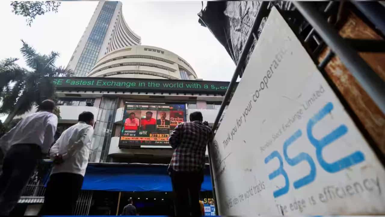 GIFT Nifty futures down 50 pts; markets likely to open with mild weakness