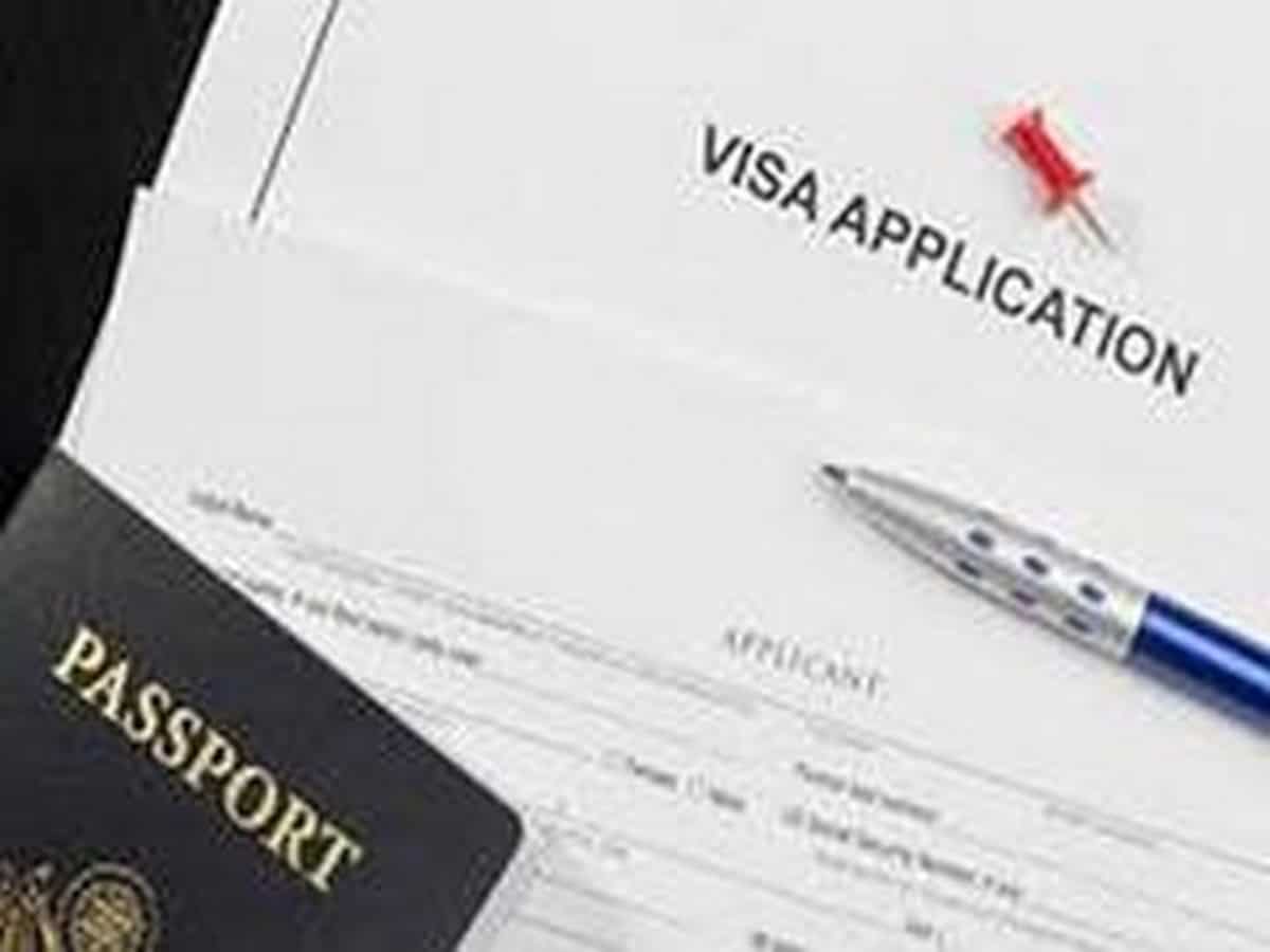 India revokes all existing visas issued to Pakistani