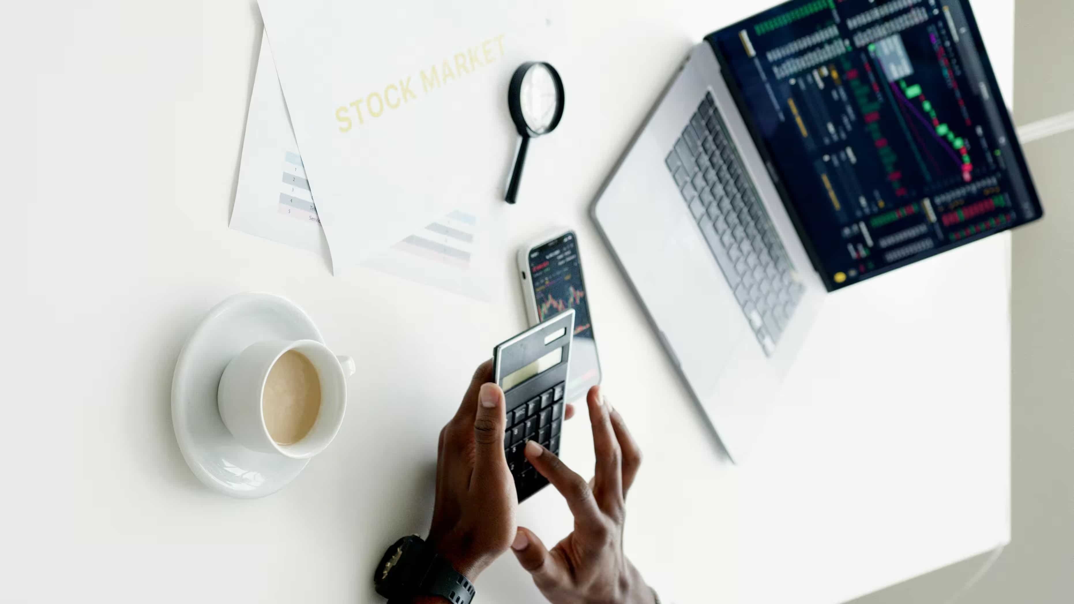 Should you buy/sell Havells India shares now? 