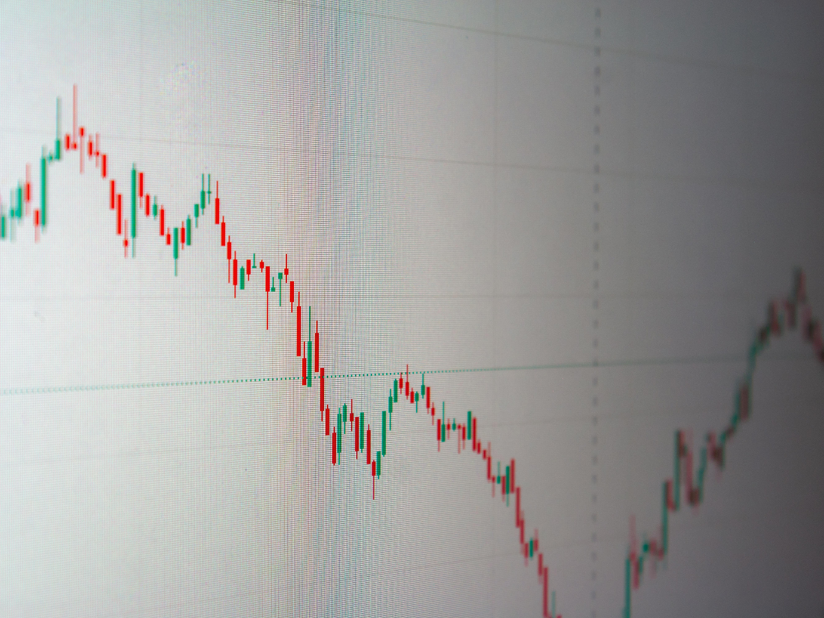 Final Trade: Sensex ends 46 pts lower, Nifty