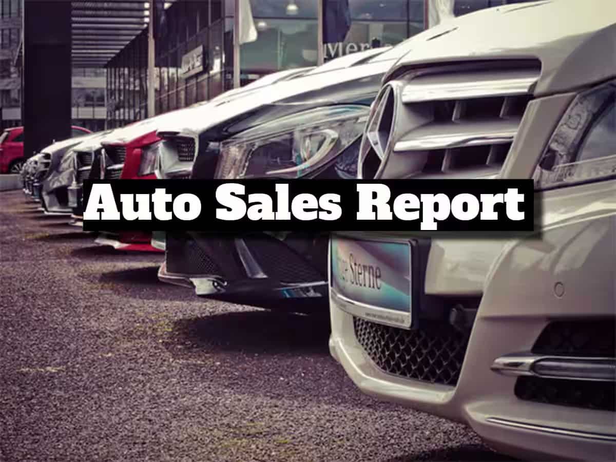Car, Motorcycle, EV & CV Sales April 2025 HIGHLIGHTS: PV makers stage mixed performances; Maruti, M&M clinch growth; Tata Motors, Hyundai log declines