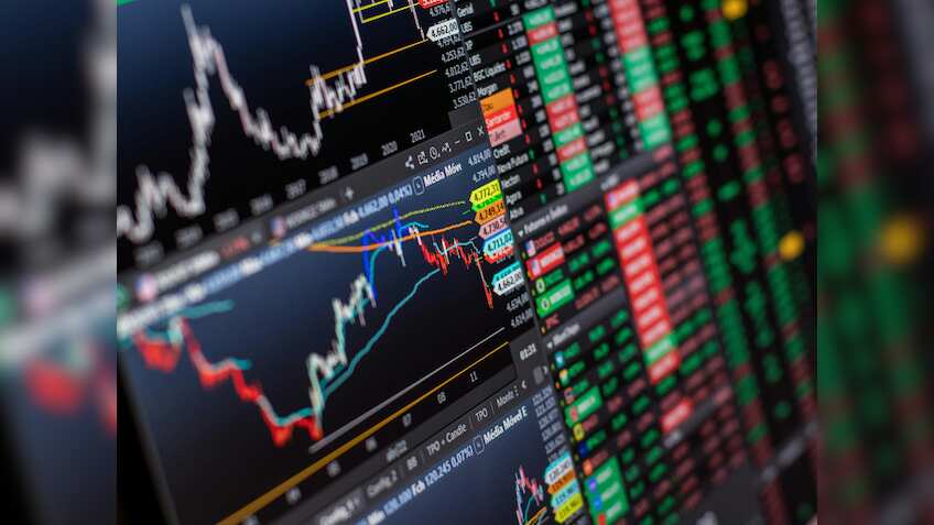 Bulls steady despite India-Pakistan tensions; midcaps, SMEs under pressure, India VIX surges 3% 