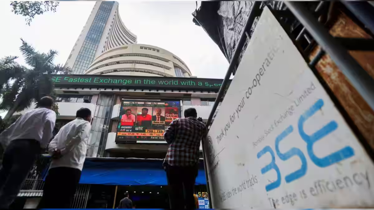 Pre Market Setup (May 8): GIFT Nifty futures up 5 pts; markets likely to open flat amid global caution, India-Pak tensions