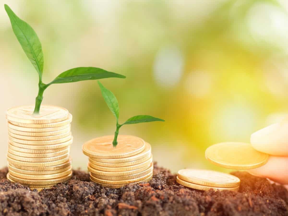 Rs 25,00,000 One-time Investment in Mutual Funds: How many years will it take to create a Rs 9 crore corpus?