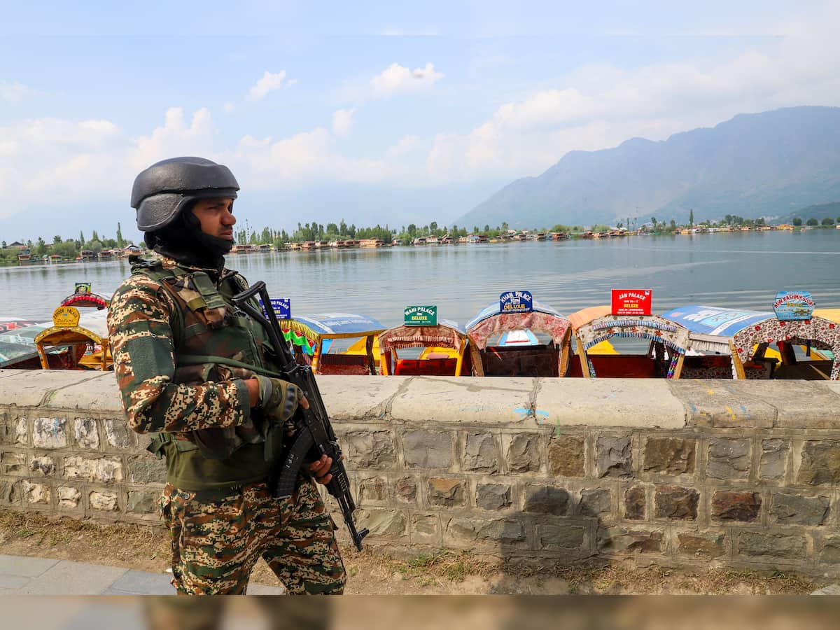 India, Pakistan DGMOs talk on hotline for border