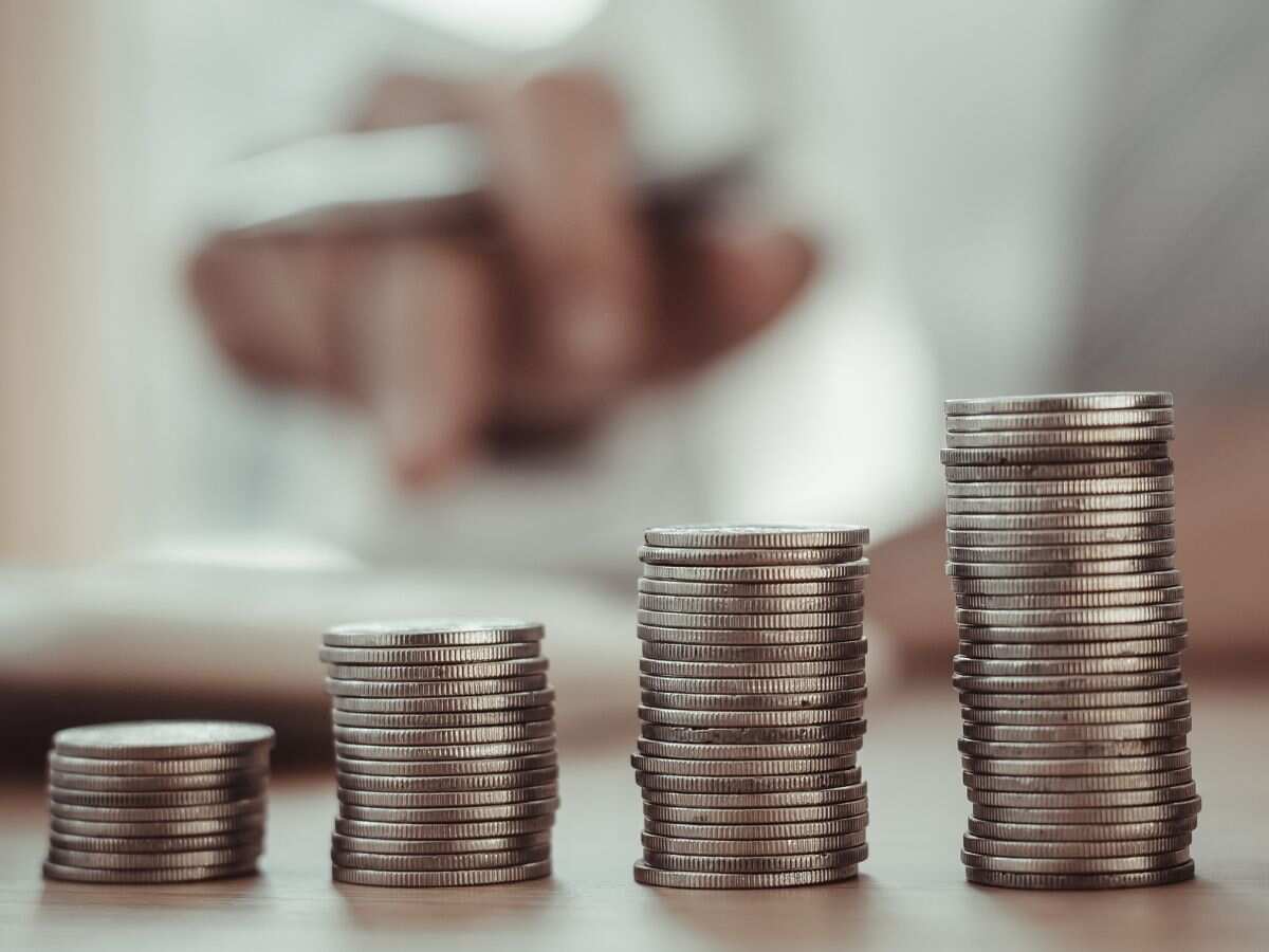 Remaining years of employment: Understand with examples