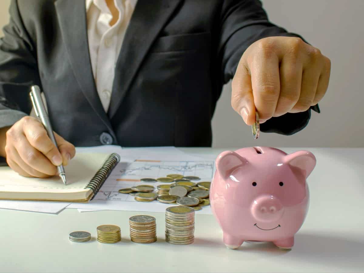 How does compounding work? How does compounding work?