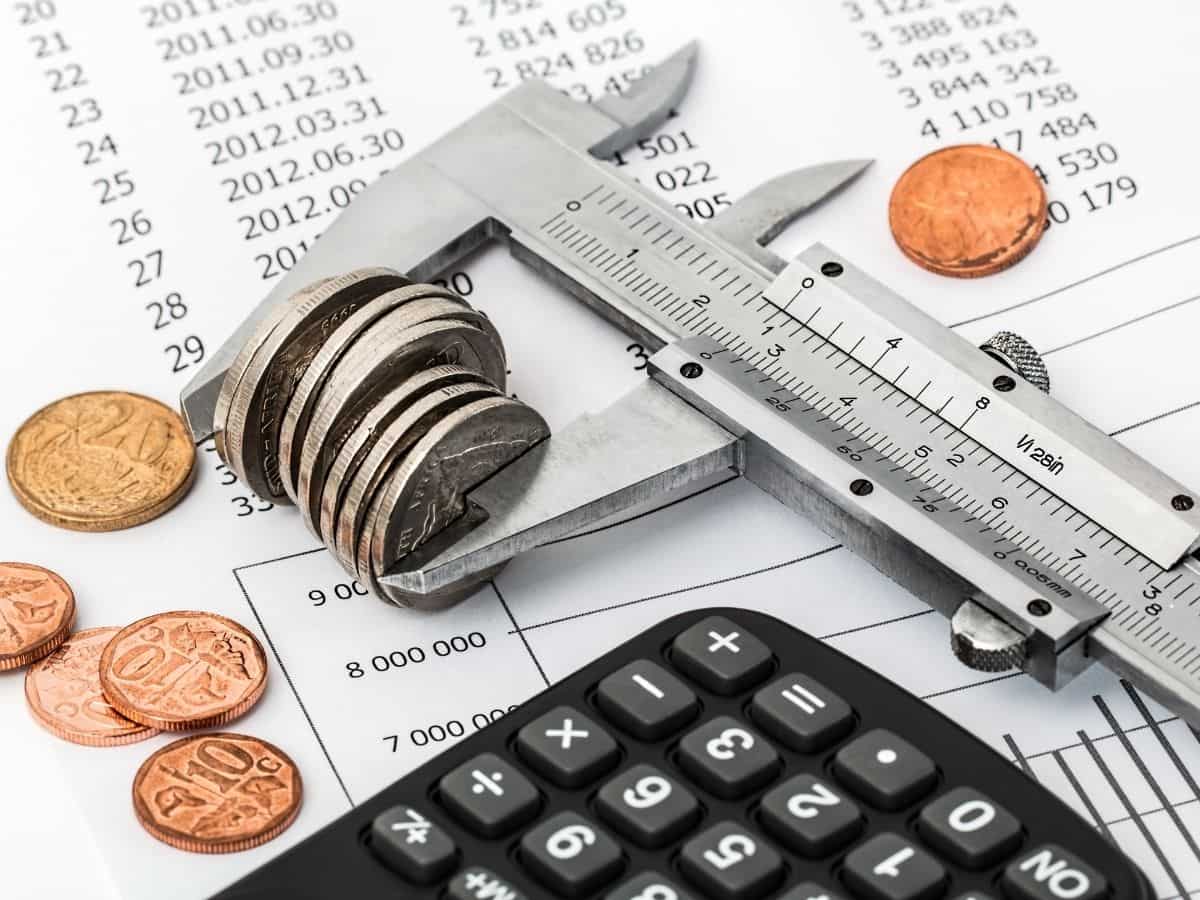 Assuming a 13% annualised return Assuming a 13% annualised return