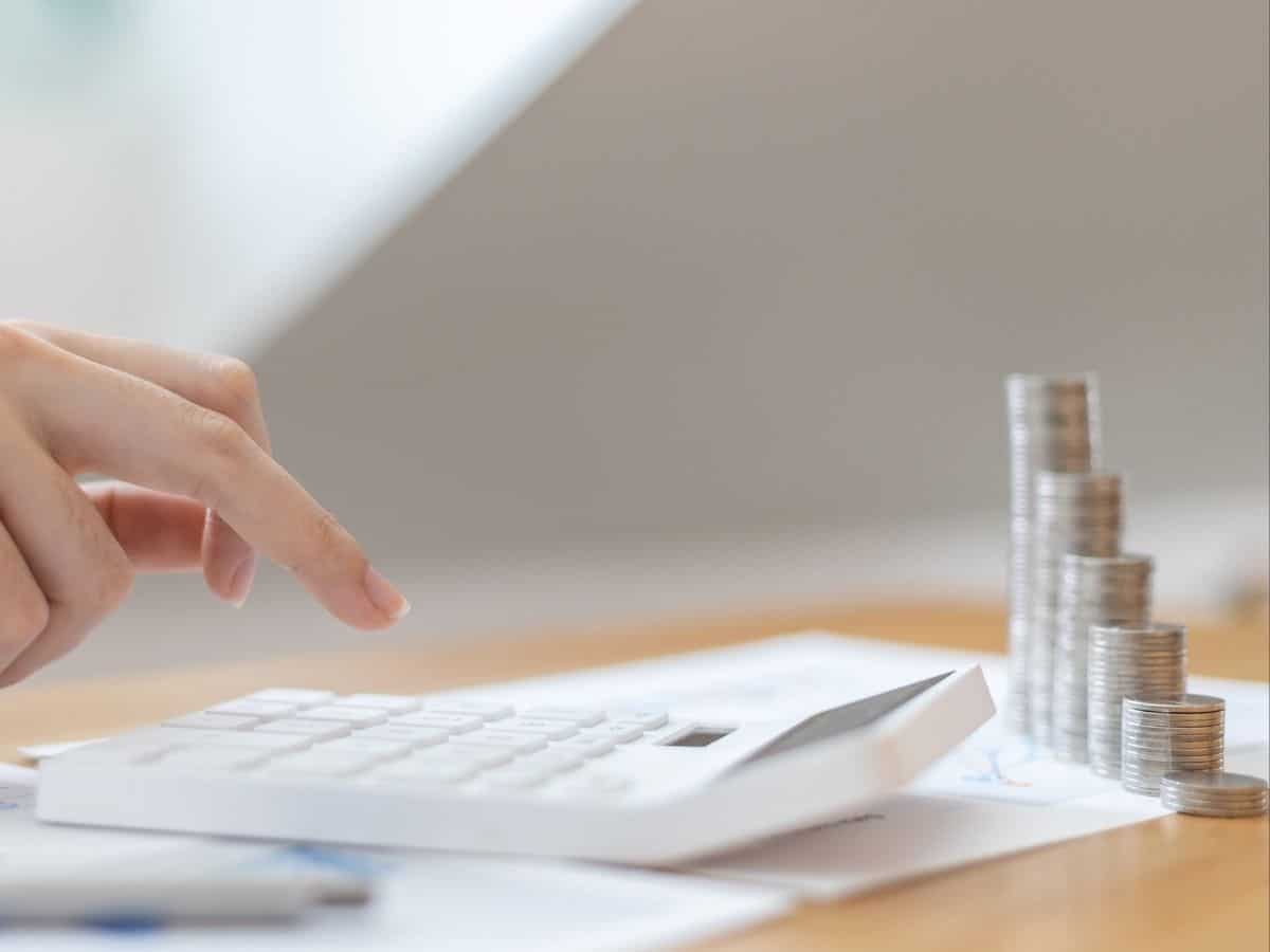 How much money do you need to invest in SIP/month to generate a Rs 2.5 crore retirement corpus?