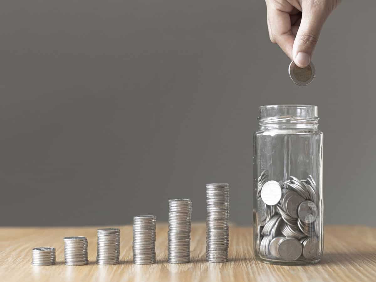 Understand the power of compounding