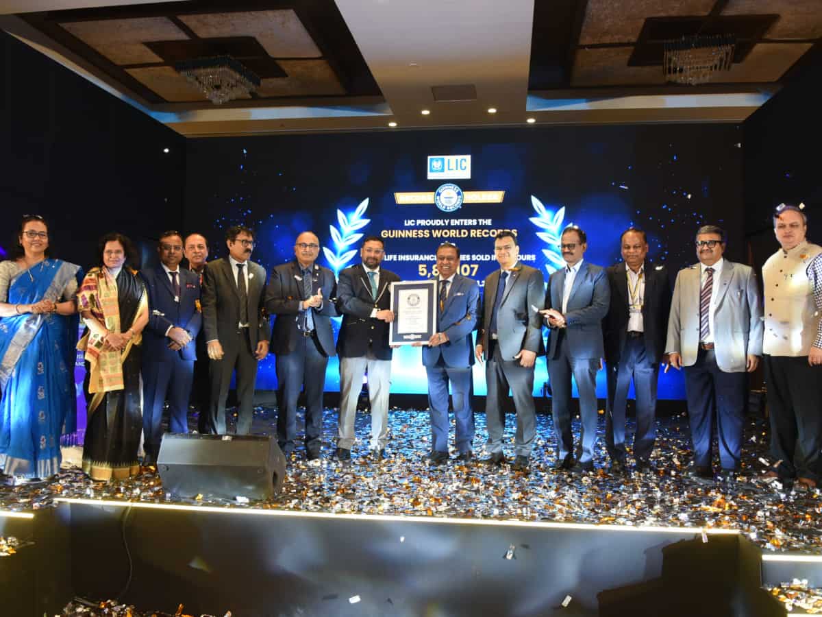 LIC sets Guinness World Record for most life