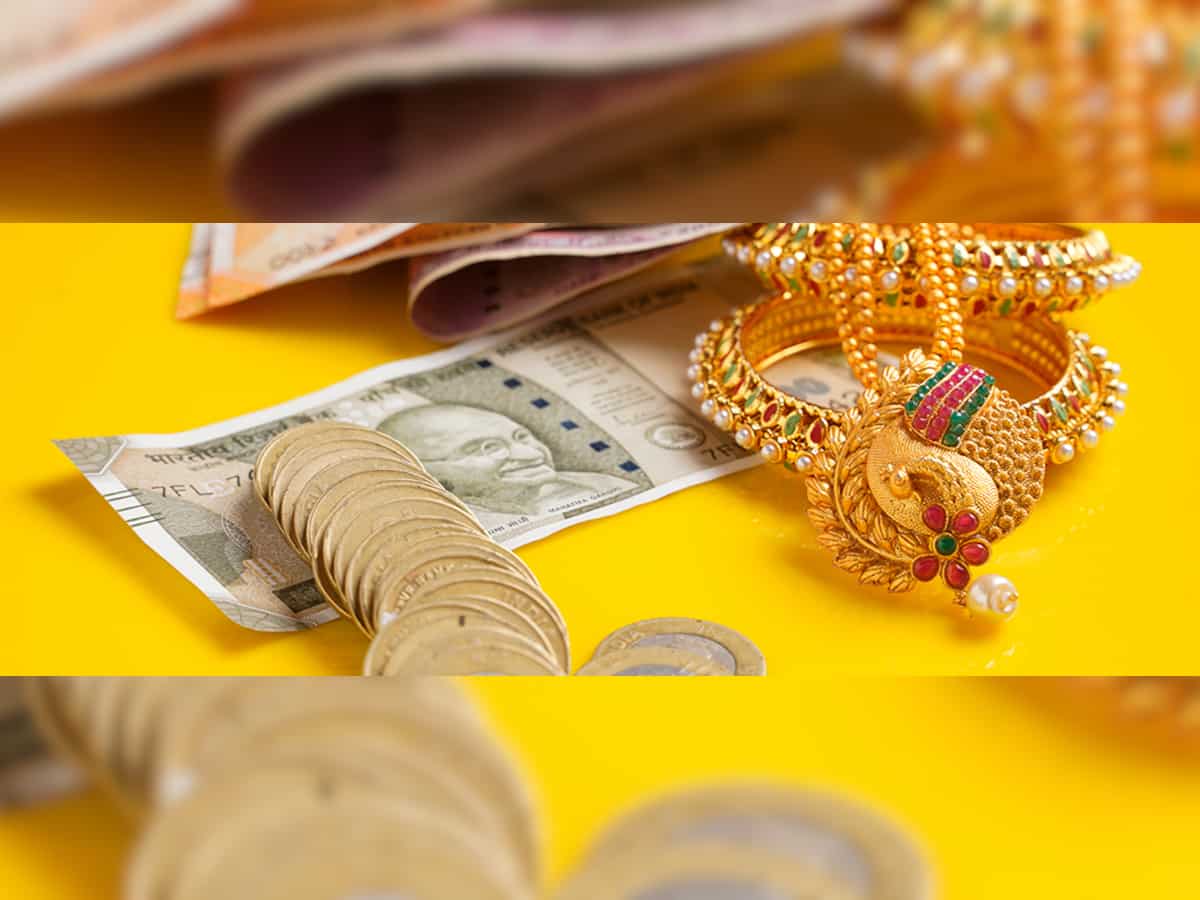 RBI eases gold loan norms for small borrowers,