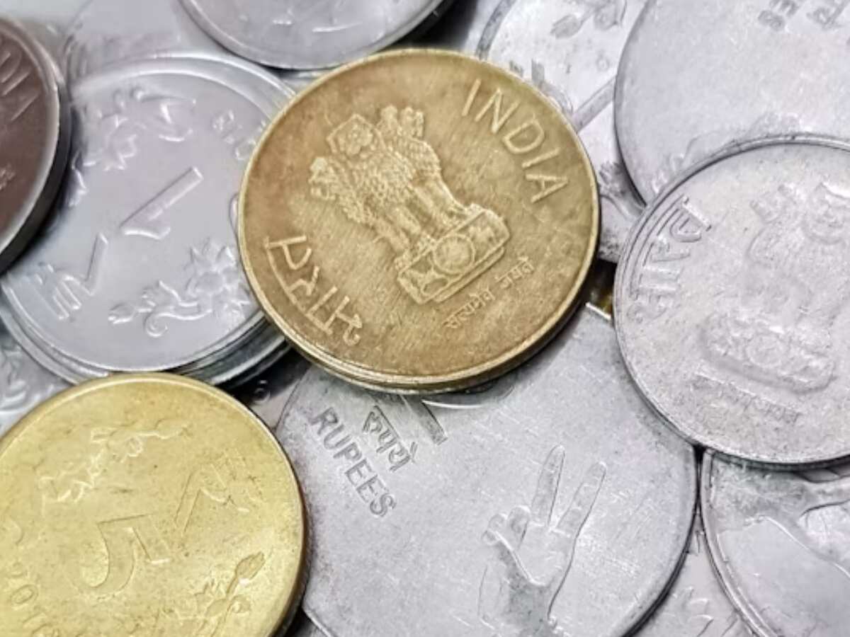 Currency Market News: Rupee gains 6 paise to