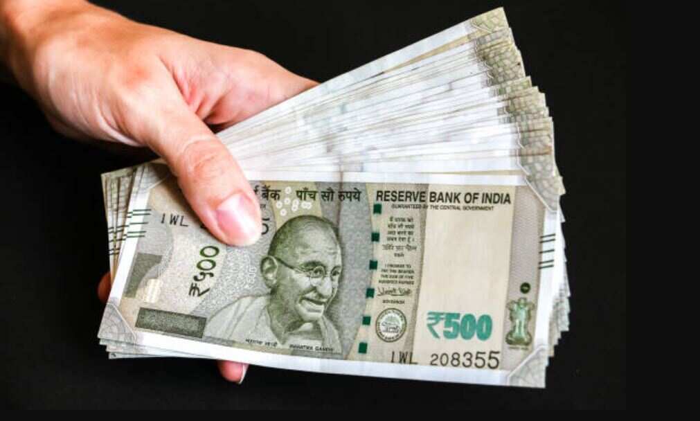 What can be your retirement corpus in 30 years with Rs 8,000 monthly SIP?