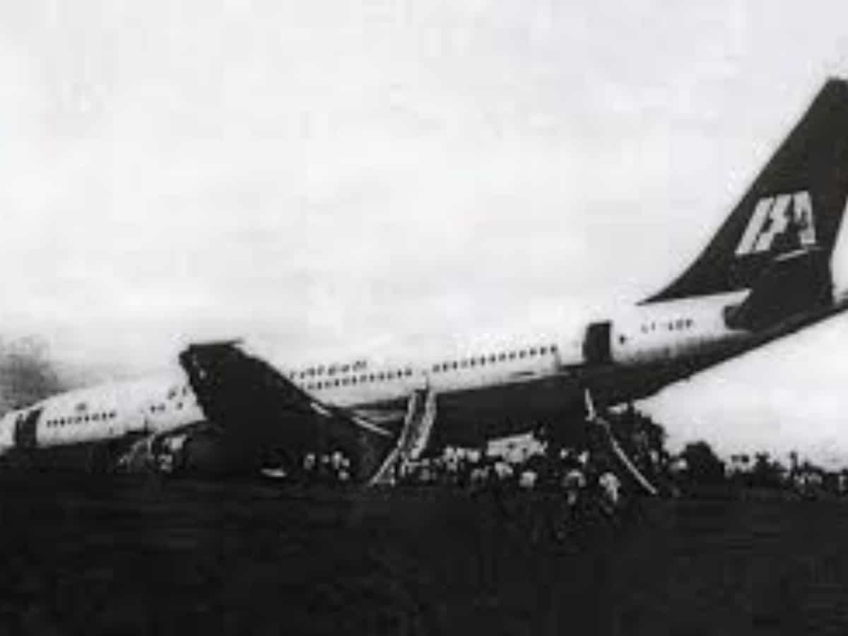 1973 Delhi approach crash kills 48, including Minister