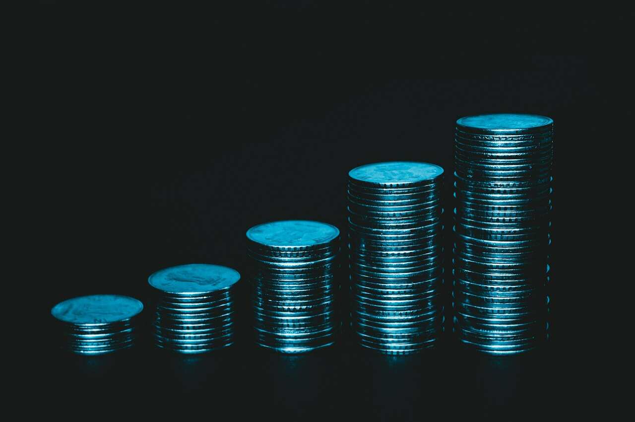 Revised pay at 2-2.5 fitment factors for employee Level 5 GP 2800 (basic pay Rs 35,900)