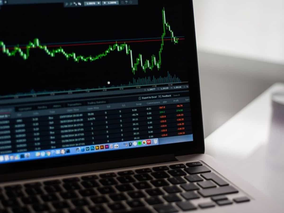 Investor Caution: Sell strategy for short-term gains Investor Caution: Sell strategy for short-term gains
