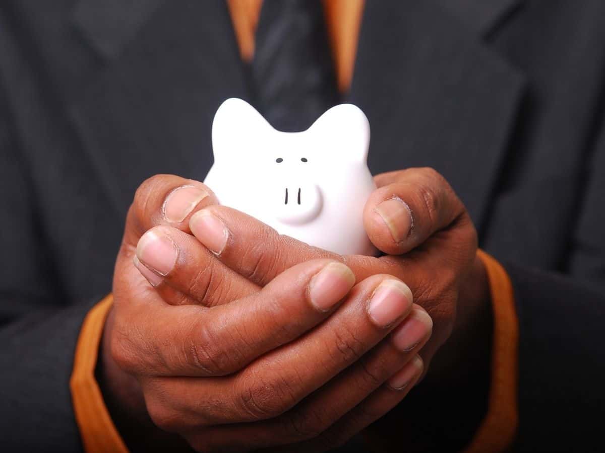 SIP investment 15 years: How much money will be invested in 15 years using the 15x15x15 SIP formula? SIP investment 15 years: How much money will be invested in 15 years using the 15x15x15 SIP formula?