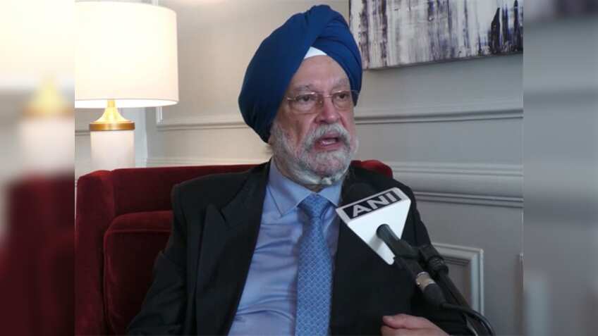 Union Minister Hardeep Puri reviews LPG portability policy in meeting ...
