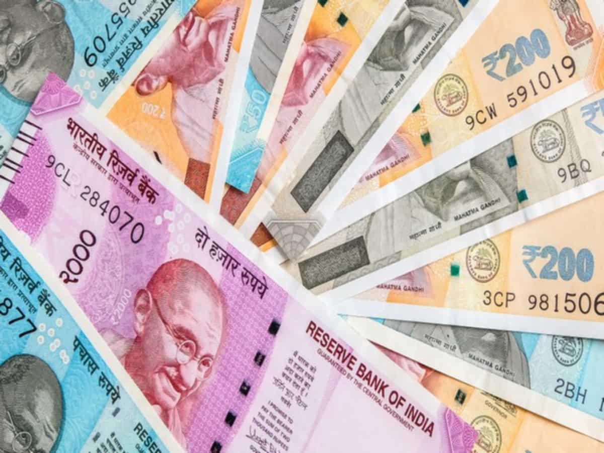 Banking credit growth lags deposits, CD ratio stays