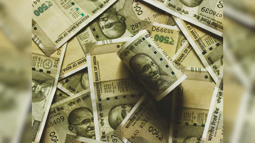 SIP vs PPF with Rs 1,00,000/year investment: Which can generate a higher corpus in 20 years?