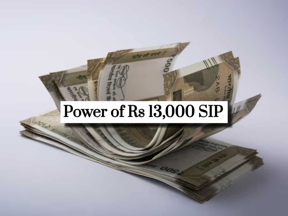 Power of Rs 13,000 SIP: How many years will it take to generate Rs 10,00,00,000 corpus with just Rs 13,000 monthly investment?