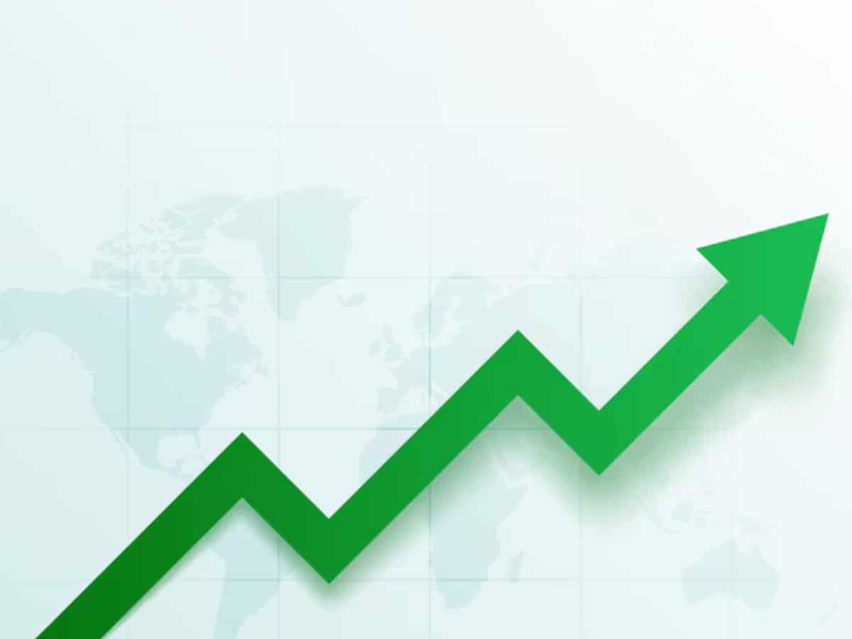 Anil Singhvi recommends buying 1 Tata group and 2 more largecap stocks for decent gains