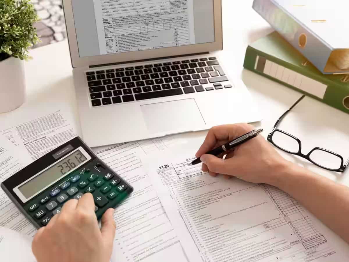 Tax Saving Ideas: Do your earn Rs 10 lakh, Rs 15 lakh or Rs 20 lakh? This is how you can save lakhs in tax every year