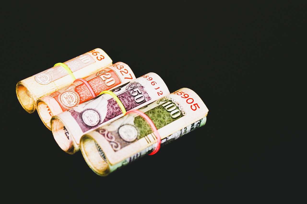 How to create a corpus of Rs 1 crore by age 40?