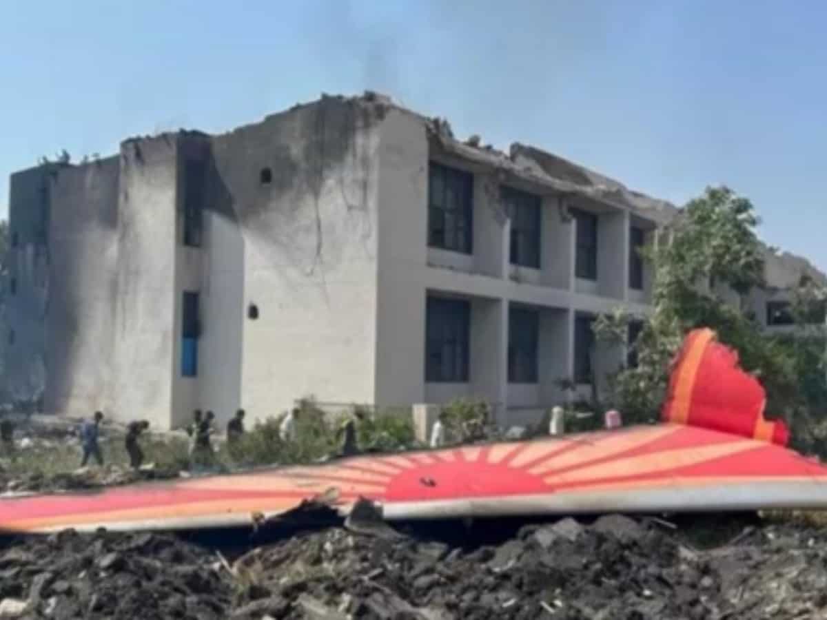 Air India Crash: Fuel cutoff moments after take-off, cockpit confusion, ignored FAA warning-11 key takeaways from AAIB preliminary report | Zee Business