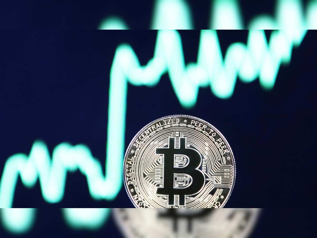 Bitcoin hits lifetime high of $1,22,600 amid ETF