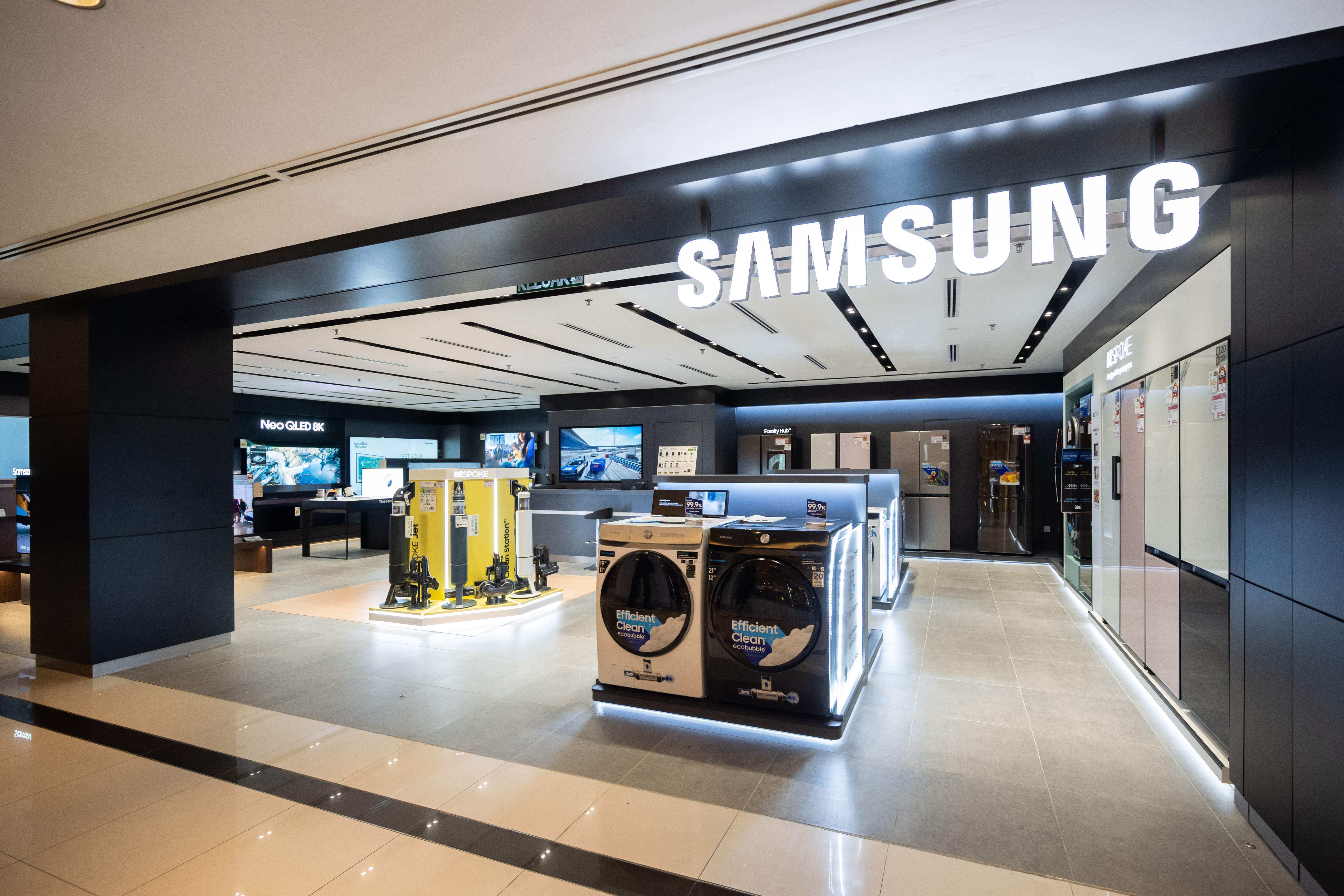 Foreign ownership of Samsung Electronics tops 50% as