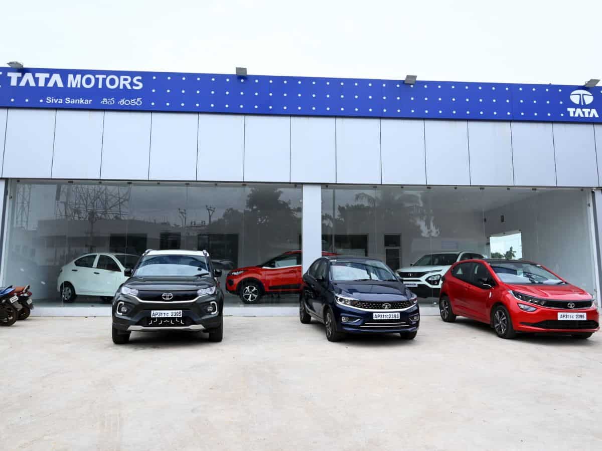 Tata Motors to acquire Italy-based Iveco's core truck business in $4.36-billion deal