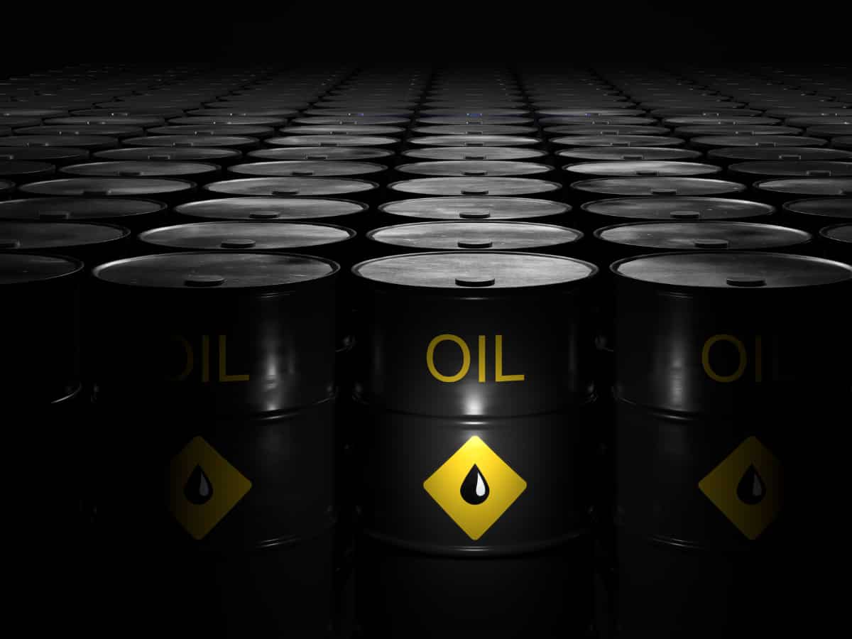 Crude oil prices may surge to $80 per barrel amid fresh US-Russia tensions: Experts