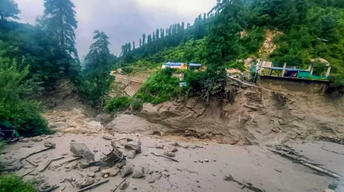 Jammu Cloudburst: Massive cloudburst hits J&K's Kishtwar district ...