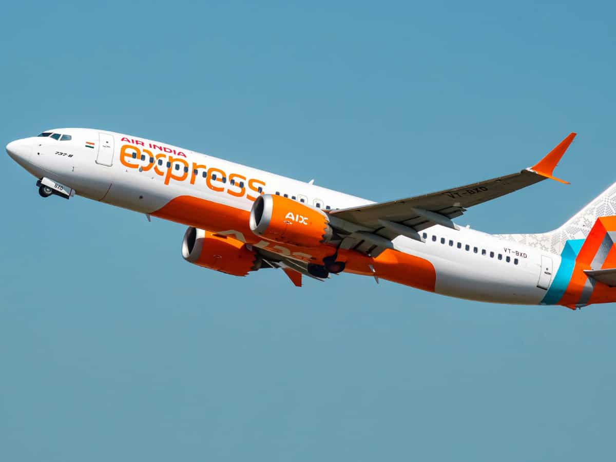 Indian airlines report heavy losses in FY25; Air India, Air India Express worst hit