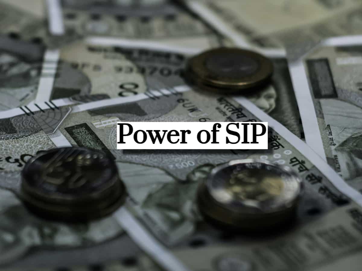 Power of SIP: How long can it take for your Rs 3000, Rs 4000 & Rs 5000 monthly investment to turn into 1,00,00,000?