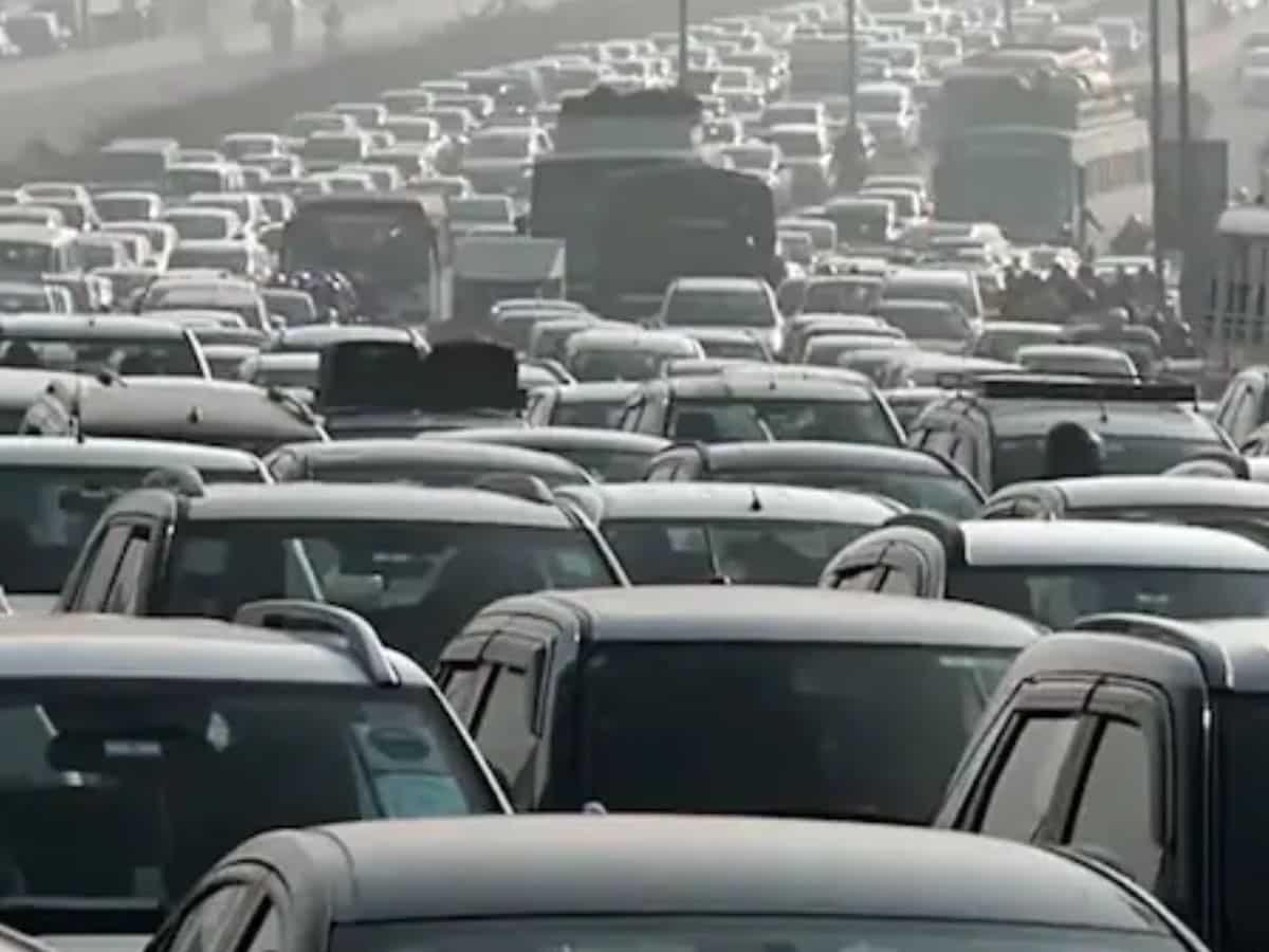Good news, owners of 15-year-old vehicles! Centre extends exemption period; no change in NCR rules