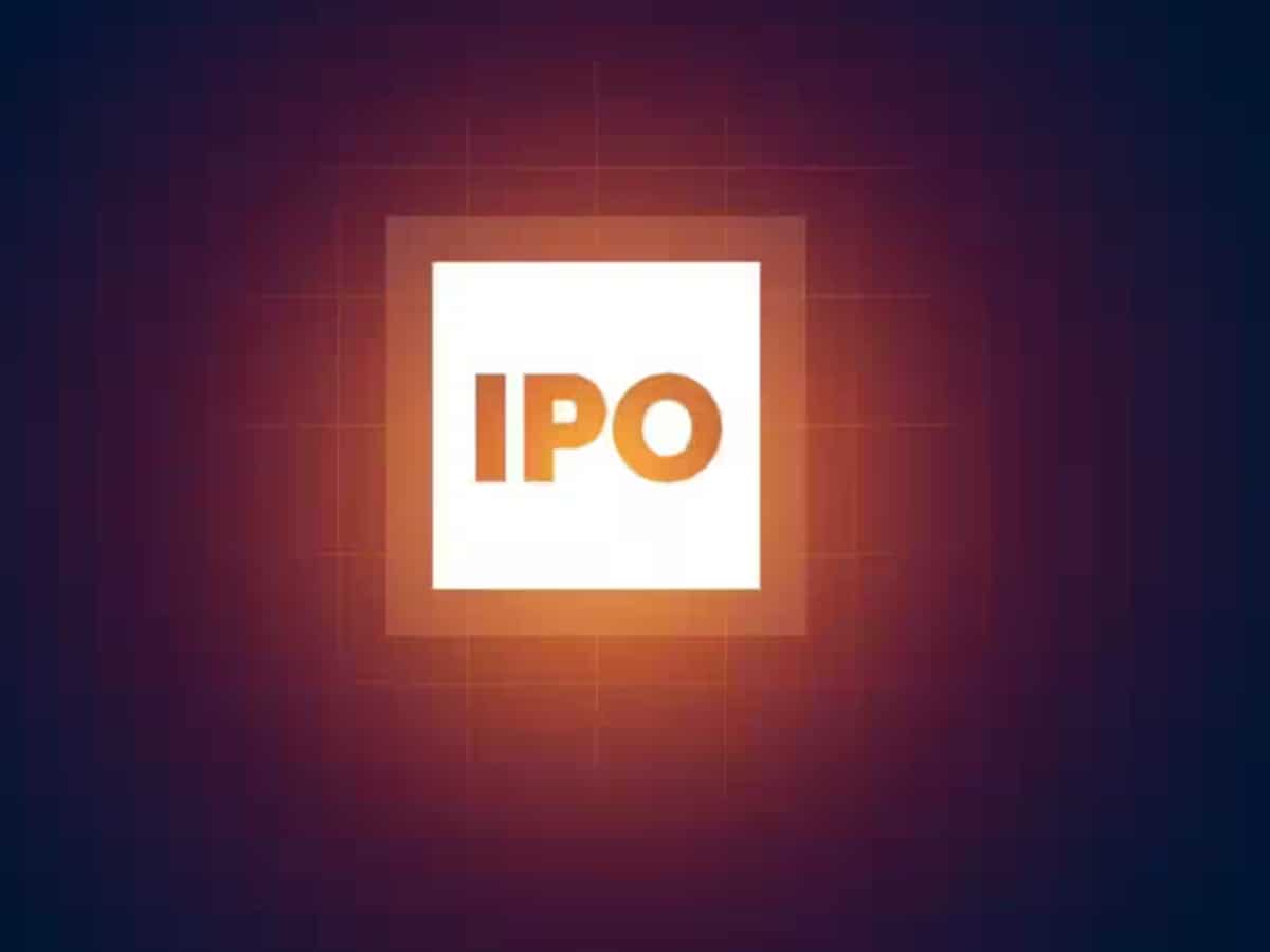 Shreeji Shipping lists around 8% above IPO price on debut